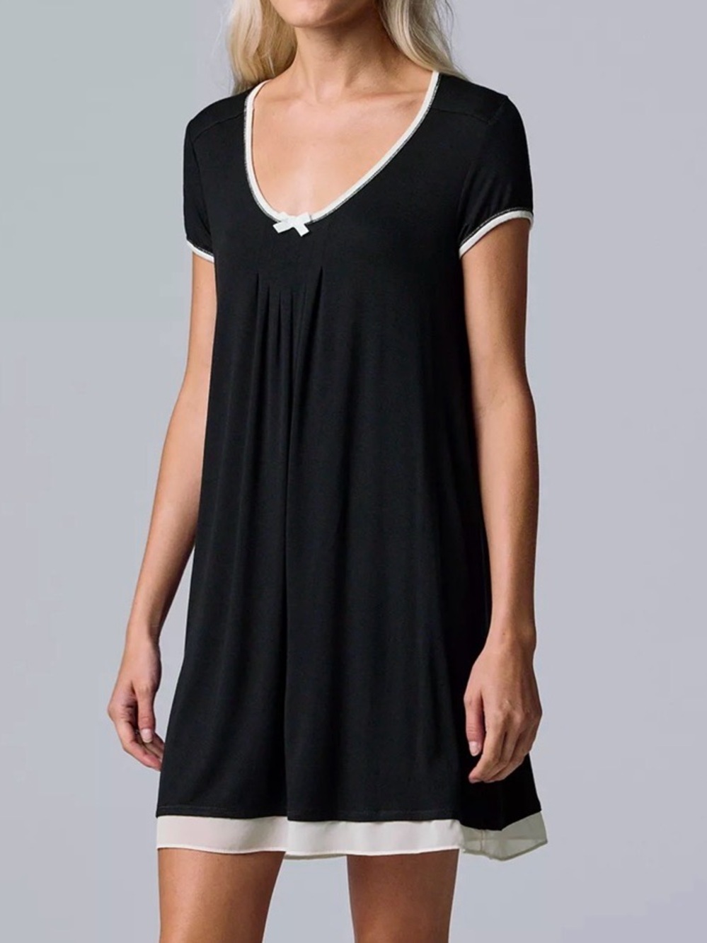 Vera Wang Black Nightshirt with White Trim